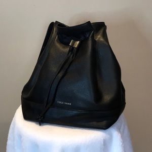 Women’s Cole Haan Black Bucket Hobo Drawstring Purse Tote Bag
